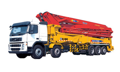 XCMG HB52   Truck-mounted Concrete Pump