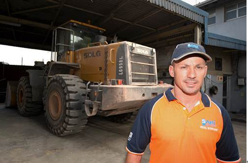 SOUTHERN AFRICA’S FIRST SDLG WHEEL LOADER CONTINUES TO HEAD OPERATIONS AT SOUTH AFRICAN BULK TERMINALS