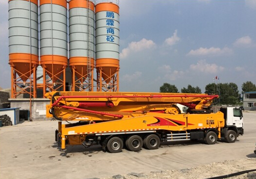 XCMG’s new-generation China-Germany work HB67K scores basic achievements in the truck-mounted concrete pump market